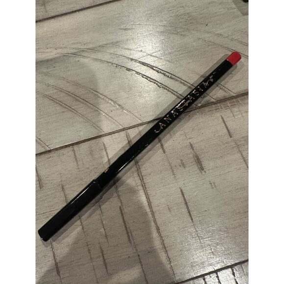 #Anastasia Beverly Hills Cranberry Lip Liner - Picture 1 of 3